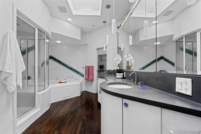 $1,025,000 | 1940 Blake Street, Unit 300, Denver, CO 80202