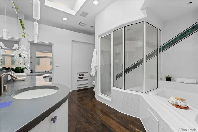 $1,025,000 | 1940 Blake Street, Unit 300, Denver, CO 80202