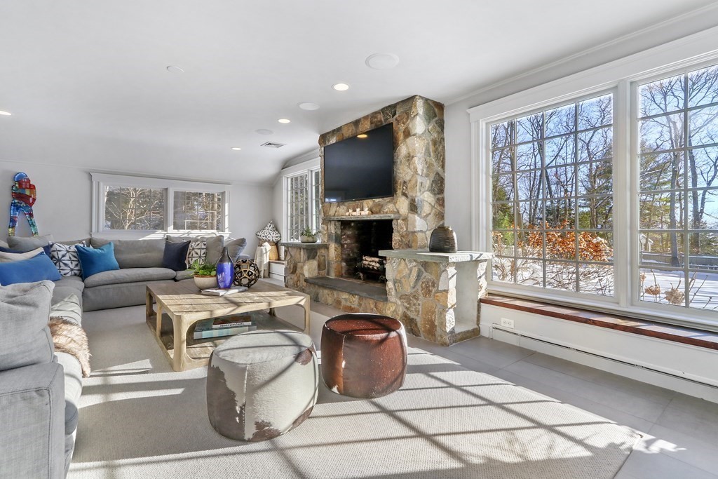 44 Myopia Road Winchester, MA 01890 - Photo 14 of 42