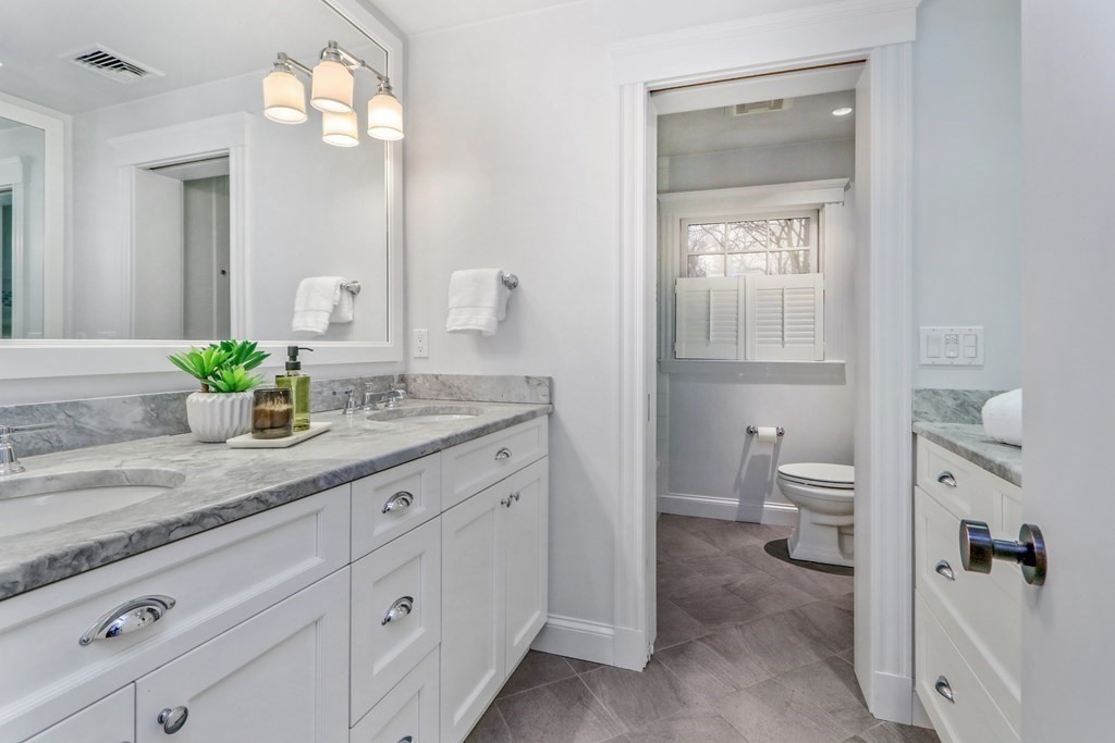 44 Myopia Road Winchester, MA 01890 - Photo 24 of 42