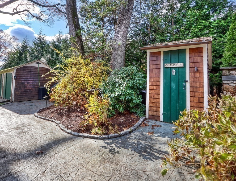 44 Myopia Road Winchester, MA 01890 - Photo 39 of 42