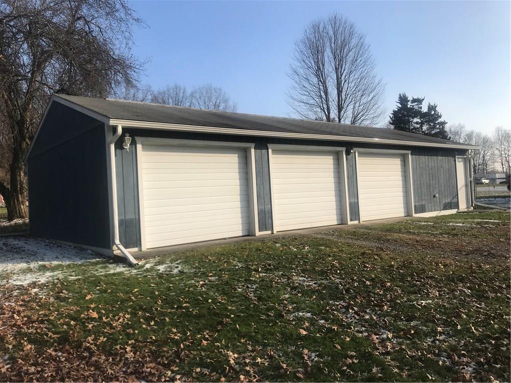 307 Meadow Mist Road Pulaski, PA 16143 - Photo 2 of 5 Gallery Image 2