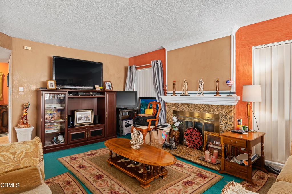 3138 South K Street Oxnard, CA 93033 - Photo 6 of 19