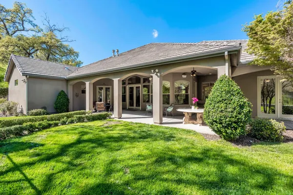 $1,149,000 | 21844 Fairway Oaks Lane, Friant, CA 93626