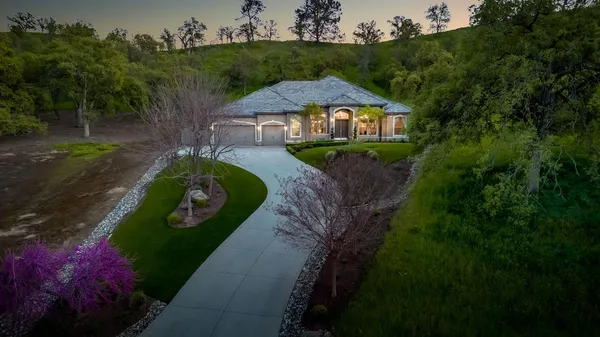 $1,149,000 | 21844 Fairway Oaks Lane, Friant, CA 93626