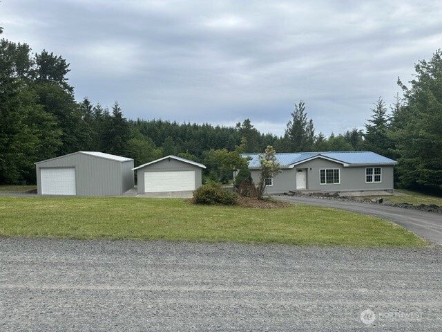 257 Easy Street Road Silverlake, WA 98645 - Photo 1 of 29