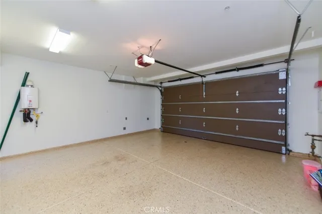 a view of room with an empty space