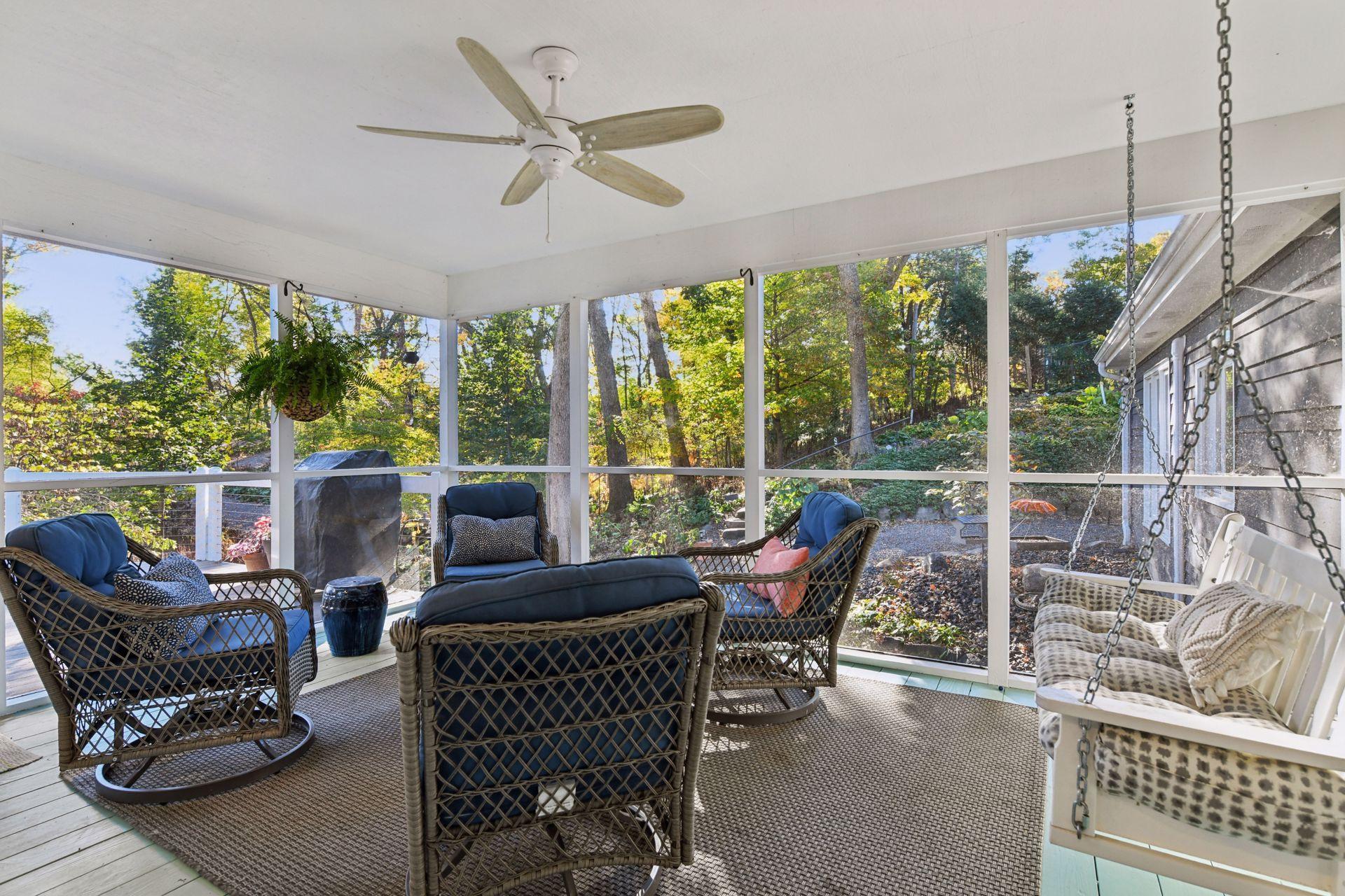 4811 Highland Road Minnetonka, MN 55345 - Photo 9 of 30