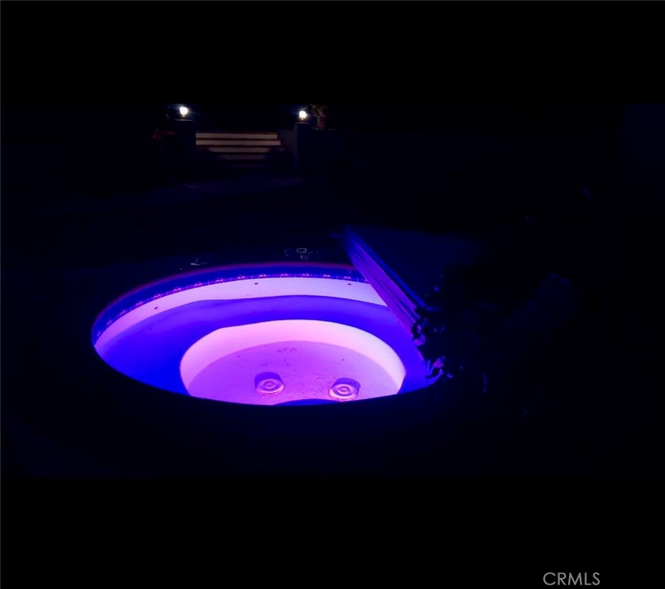 1864 Laurel Road Oceanside, CA 92054 - Photo 18 of 19 Jacuzzi