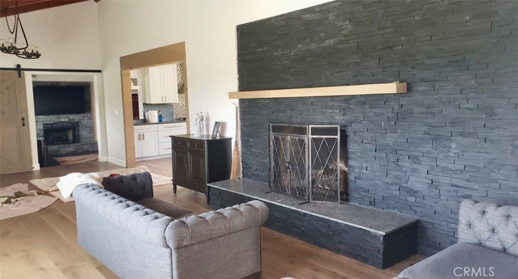 1864 Laurel Road Oceanside, CA 92054 - Photo 9 of 19 Living Room