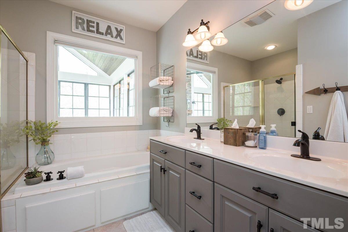 909 Bromley Way Raleigh, NC 27615 - Photo 19 of 28