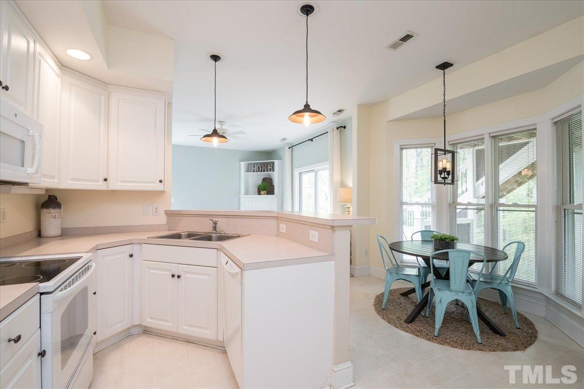909 Bromley Way Raleigh, NC 27615 - Photo 24 of 28