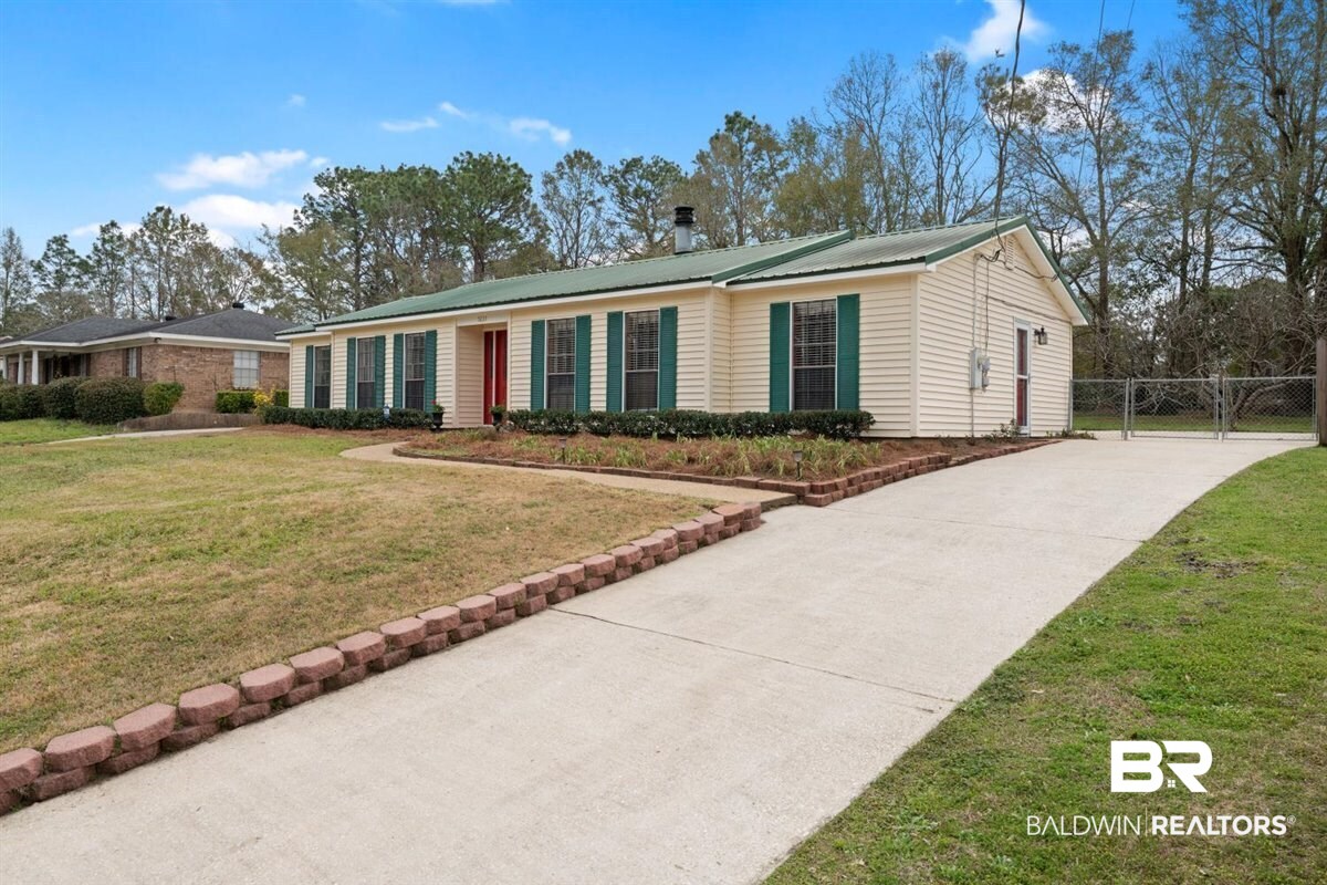 5233 Wilhelm Drive Mobile, AL 36618 - Photo 6 of 27