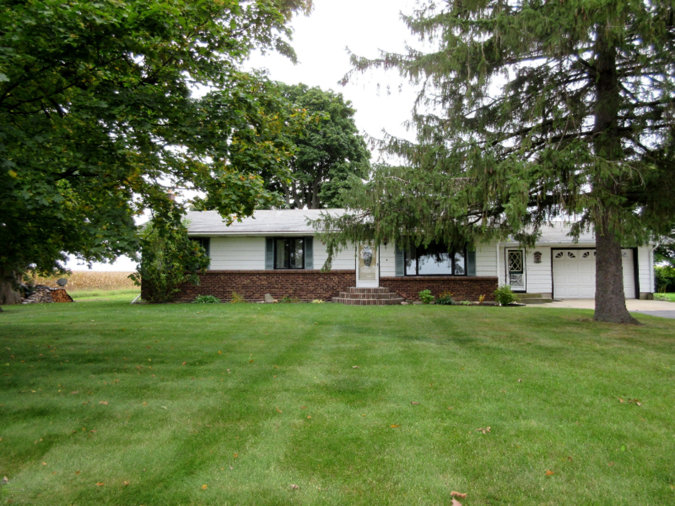 2682 Fitzner Road Greenville, MI 48838 - Photo 1 of 34 IMG_0112