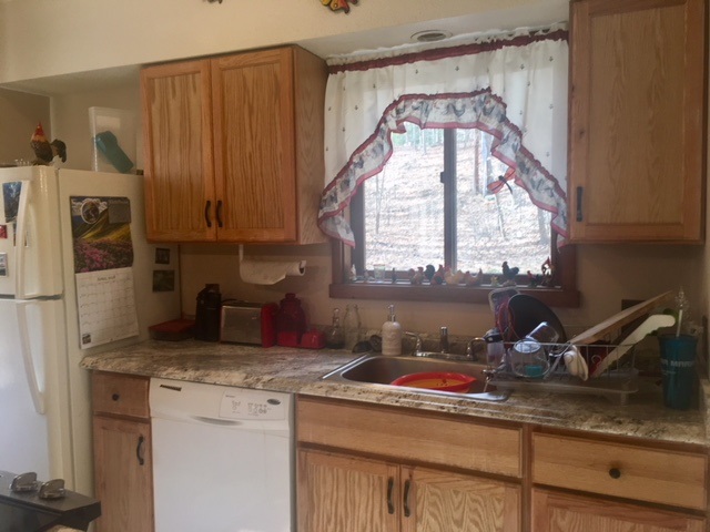 253 Old Quechee Road, Unit A Hartford, VT 05059 - Photo 3 of 6 Gallery Image 3