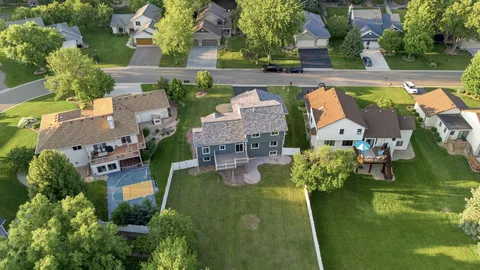 $550,000 | 11205 72nd Avenue North, Maple Grove, MN 55369