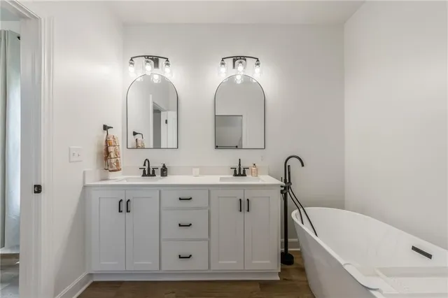 $394,900 | 19044 Pawnee Court, St. Joseph, MO 64505