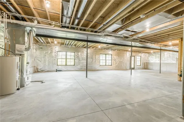 $394,900 | 19044 Pawnee Court, St. Joseph, MO 64505