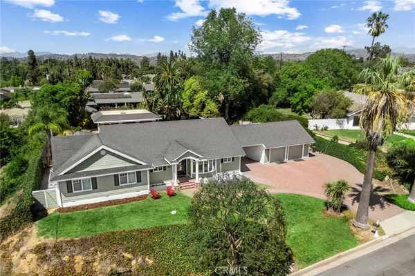 $1,895,000 | 207 Barcelona Circle, Fullerton, CA 92835