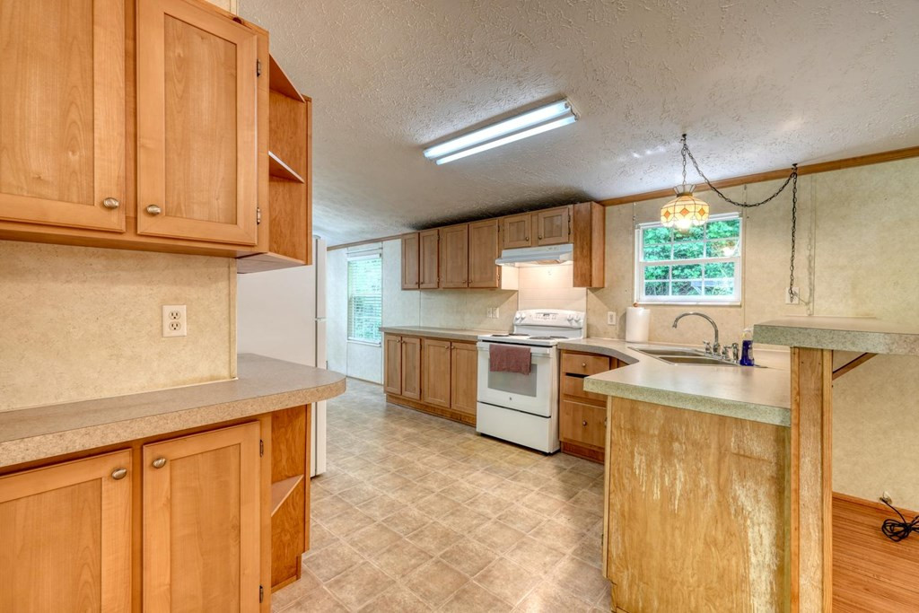 832 Canyon Road Marble, NC 28905 - Photo 33 of 48