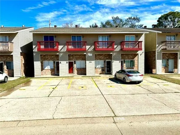 $1,350 | 1308 Cartier Drive, Unit B, Laplace, LA 70068