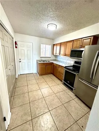 $1,350 | 1308 Cartier Drive, Unit B, Laplace, LA 70068