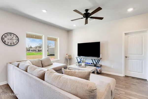 $220,000 | 189 Hains, Sunset, LA 70584