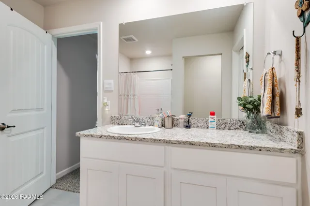 $220,000 | 189 Hains, Sunset, LA 70584