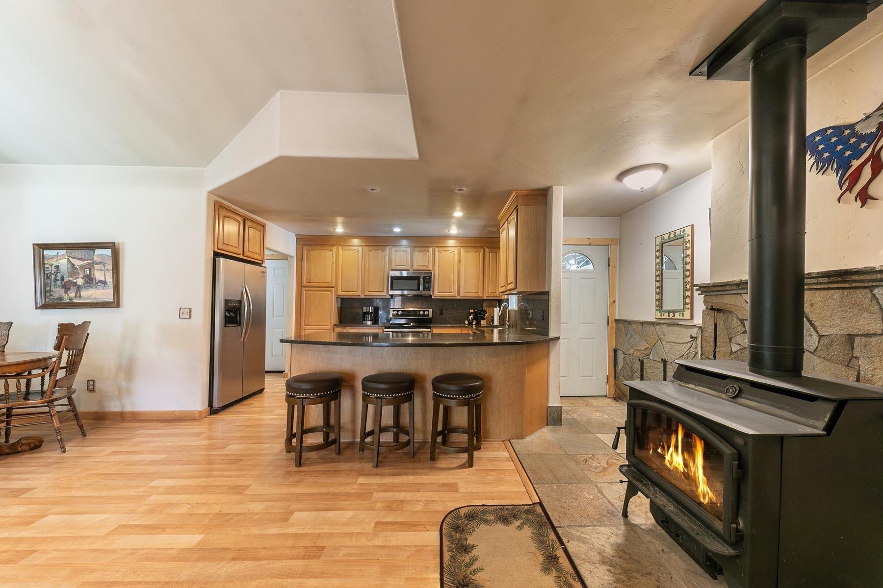 10666 Torrey Pine Road Truckee, CA 96161 - Photo 10 of 21