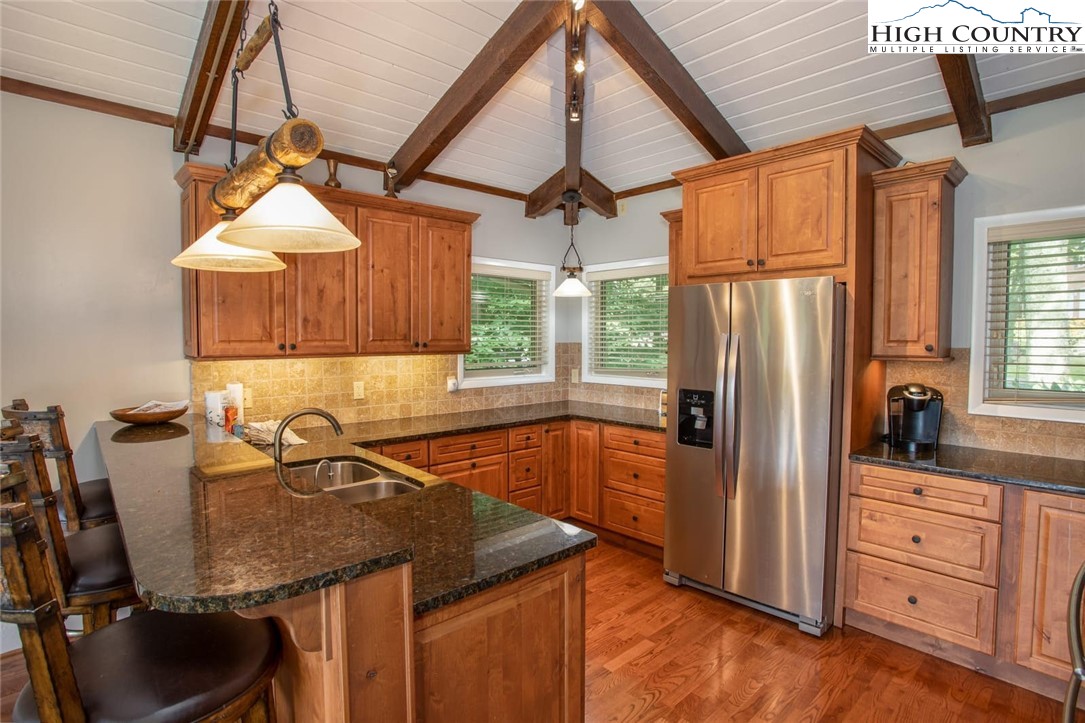 112 Old Field Road Beech Mountain, NC 28604 - Photo 5 of 22