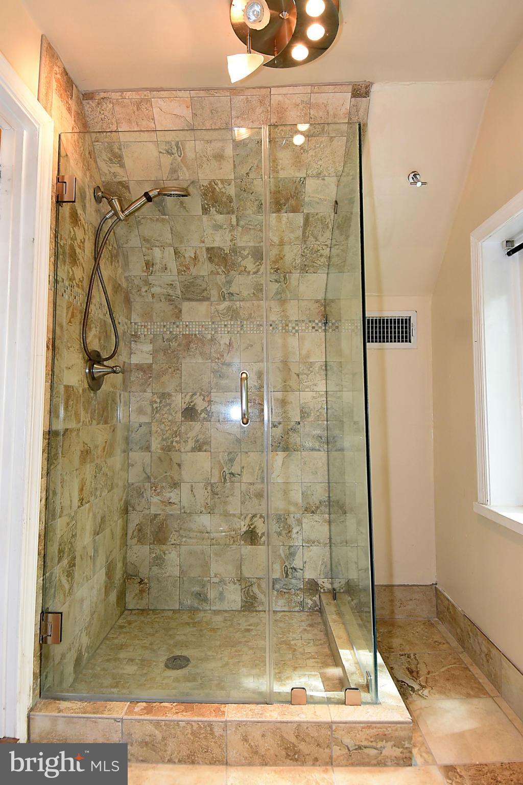 4412 Reservoir Road Northwest Washington, DC 20007 - Photo 19 of 30 Bath