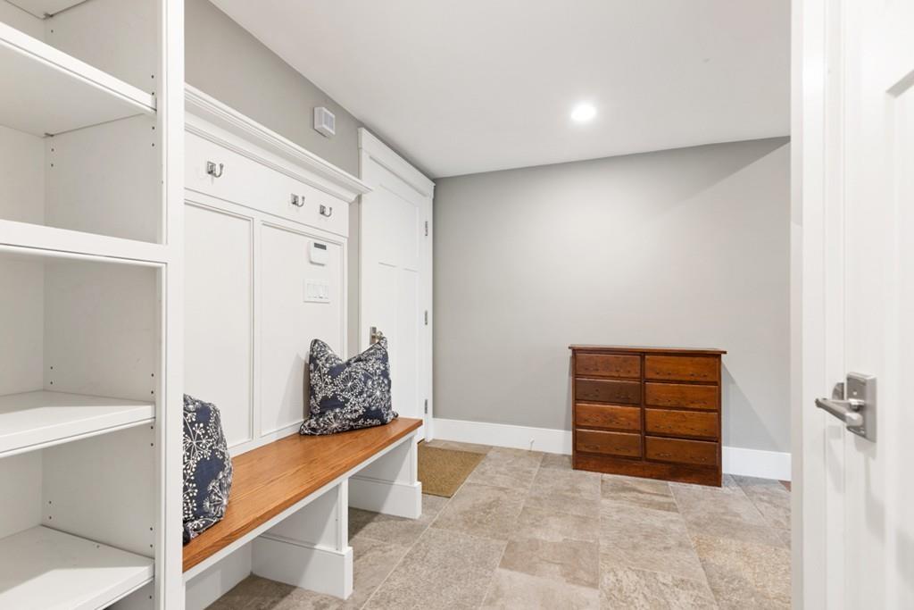 7 Ponybrook Lane Lexington, MA 02421 - Photo 15 of 29 Gallery Image 15