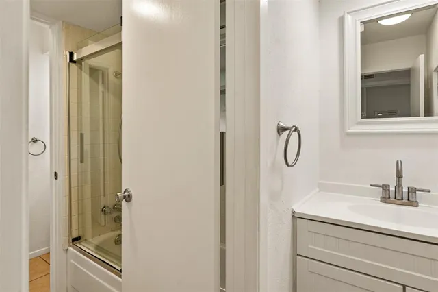 $625,000 | 104 Kingsway, Tool, TX 75143