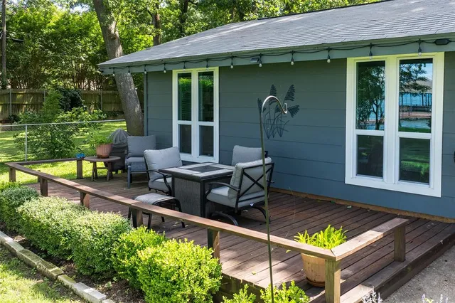 $625,000 | 104 Kingsway, Tool, TX 75143