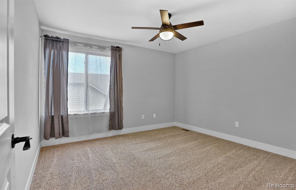 21965 Rio Grande Drive Macomb, MI 48044 - Photo 39 of 45 Gallery Image 39