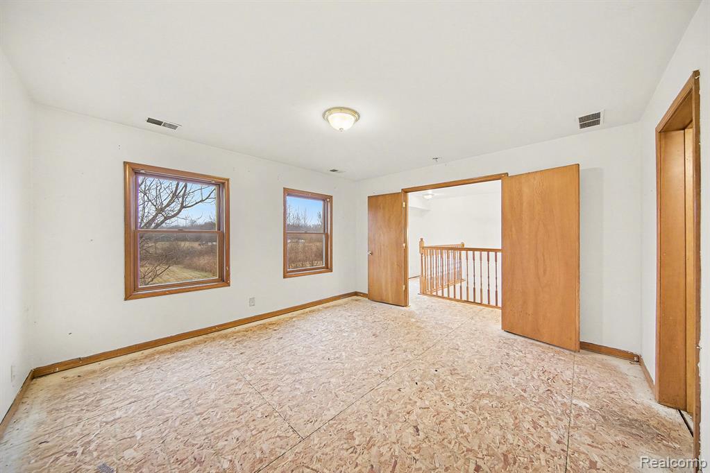 23780 Carleton West Road Belleville, MI 48111 - Photo 7 of 35 Gallery Image 7