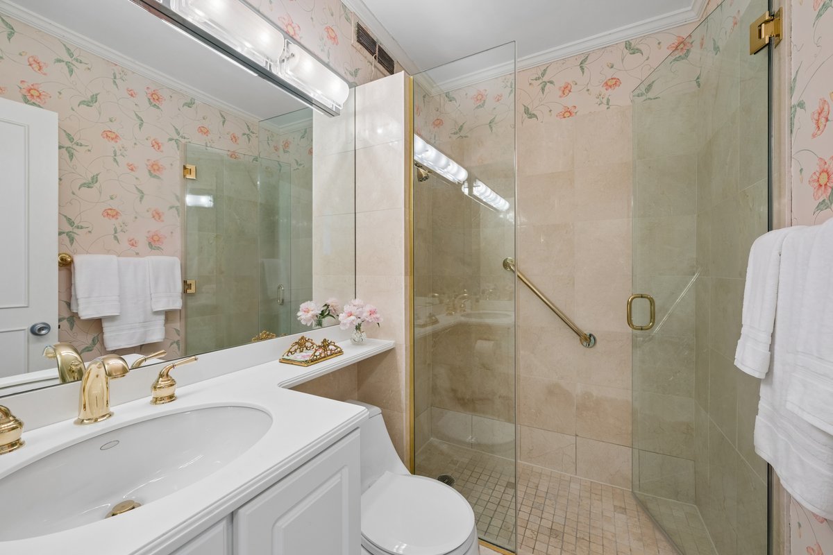 1616 Sheridan Road, Unit 2C Wilmette, IL 60091 - Photo 16 of 24