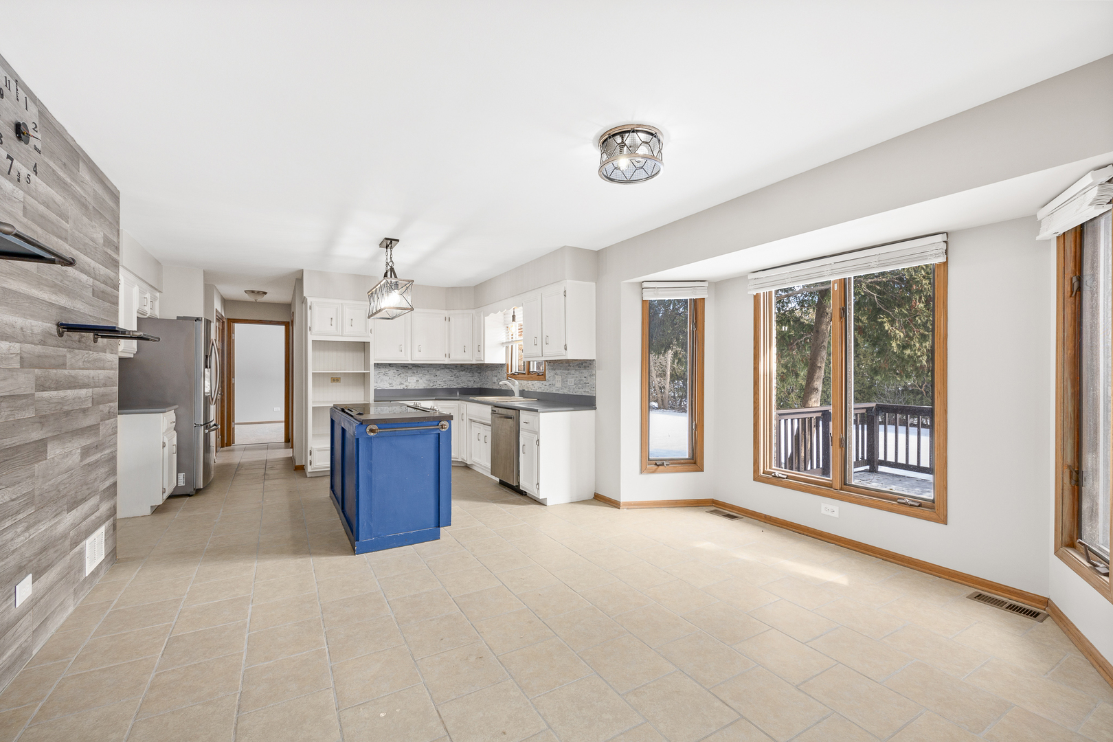 13035 Parker Road Lemont, IL 60439 - Photo 14 of 50 Gallery Image 14