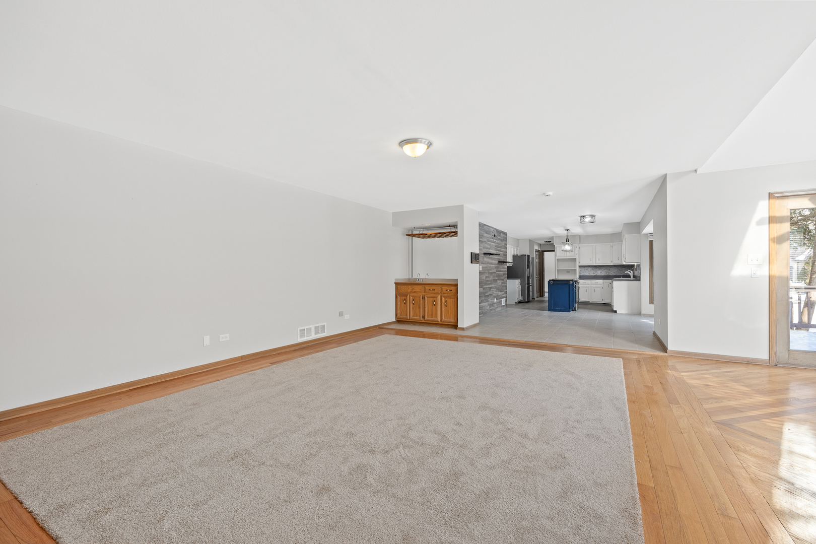 13035 Parker Road Lemont, IL 60439 - Photo 18 of 50 Gallery Image 18
