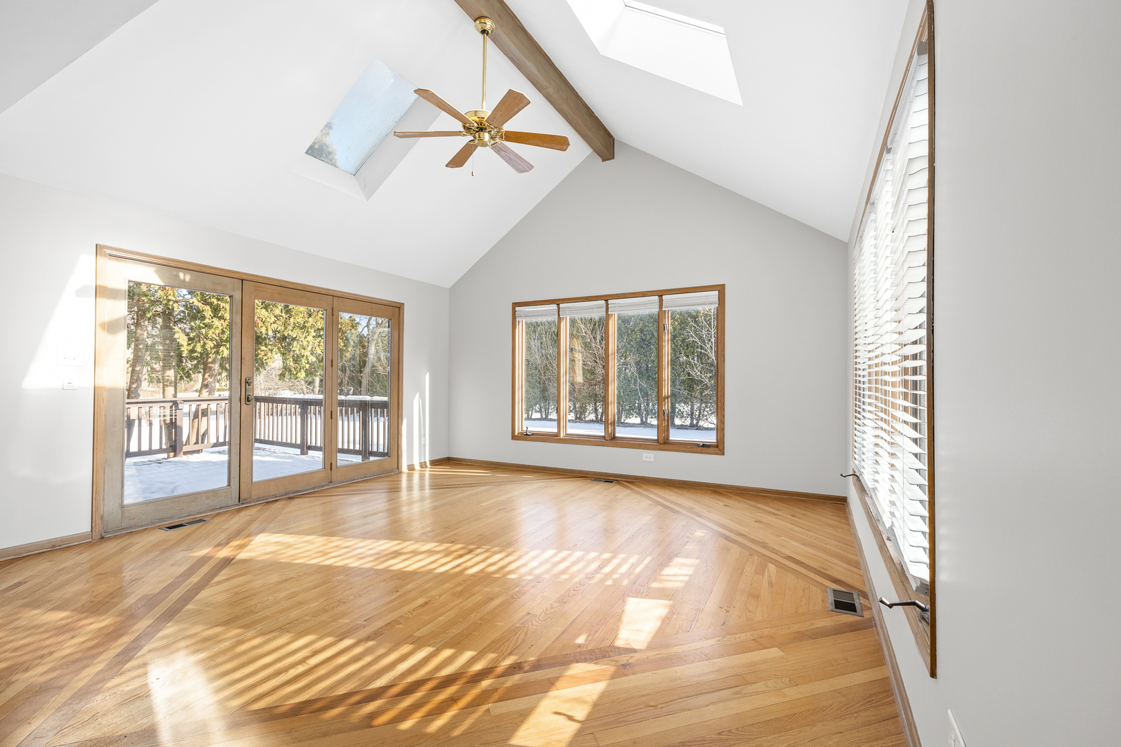 13035 Parker Road Lemont, IL 60439 - Photo 19 of 50 Gallery Image 19