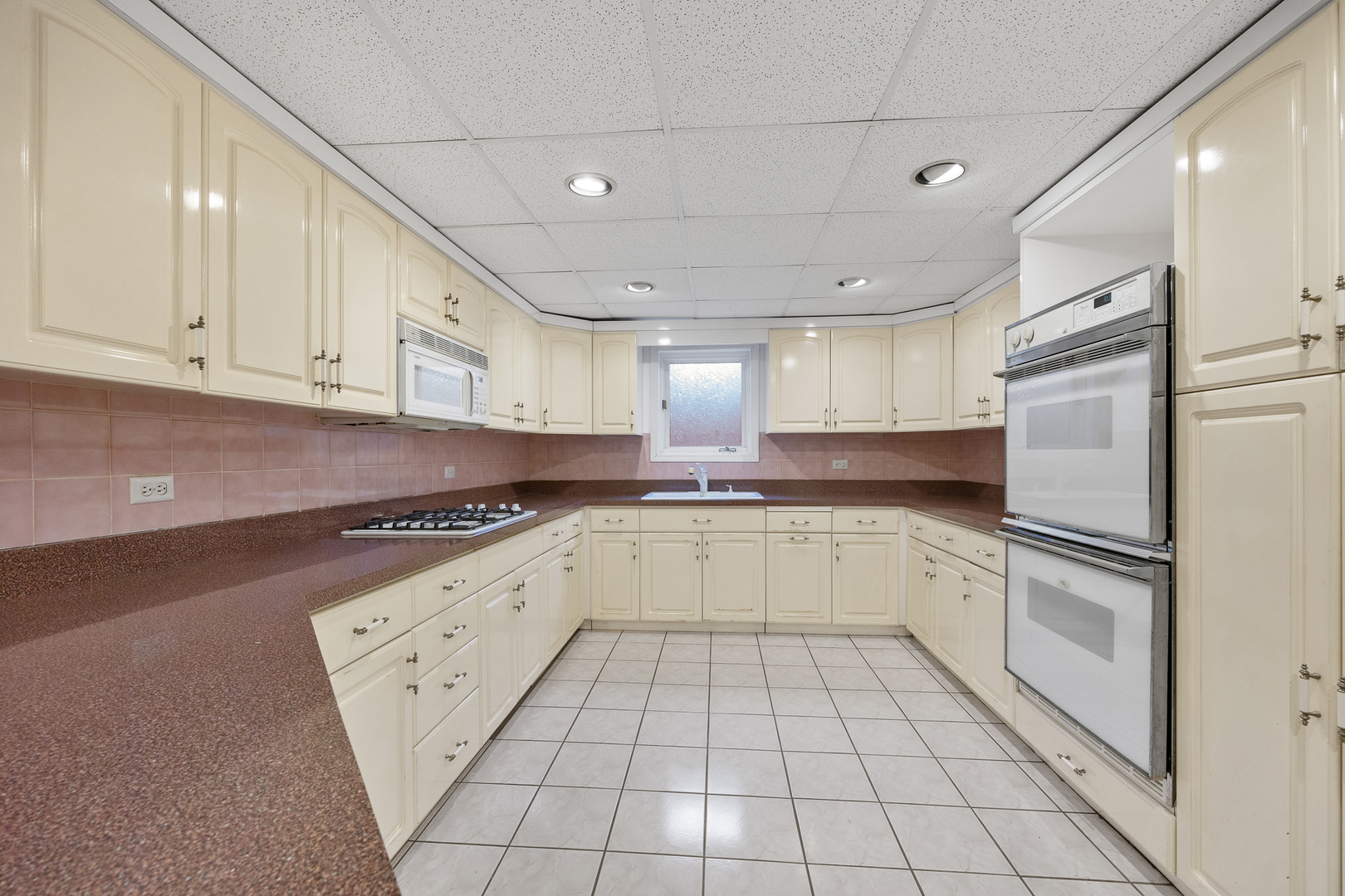 13035 Parker Road Lemont, IL 60439 - Photo 40 of 50 Gallery Image 40
