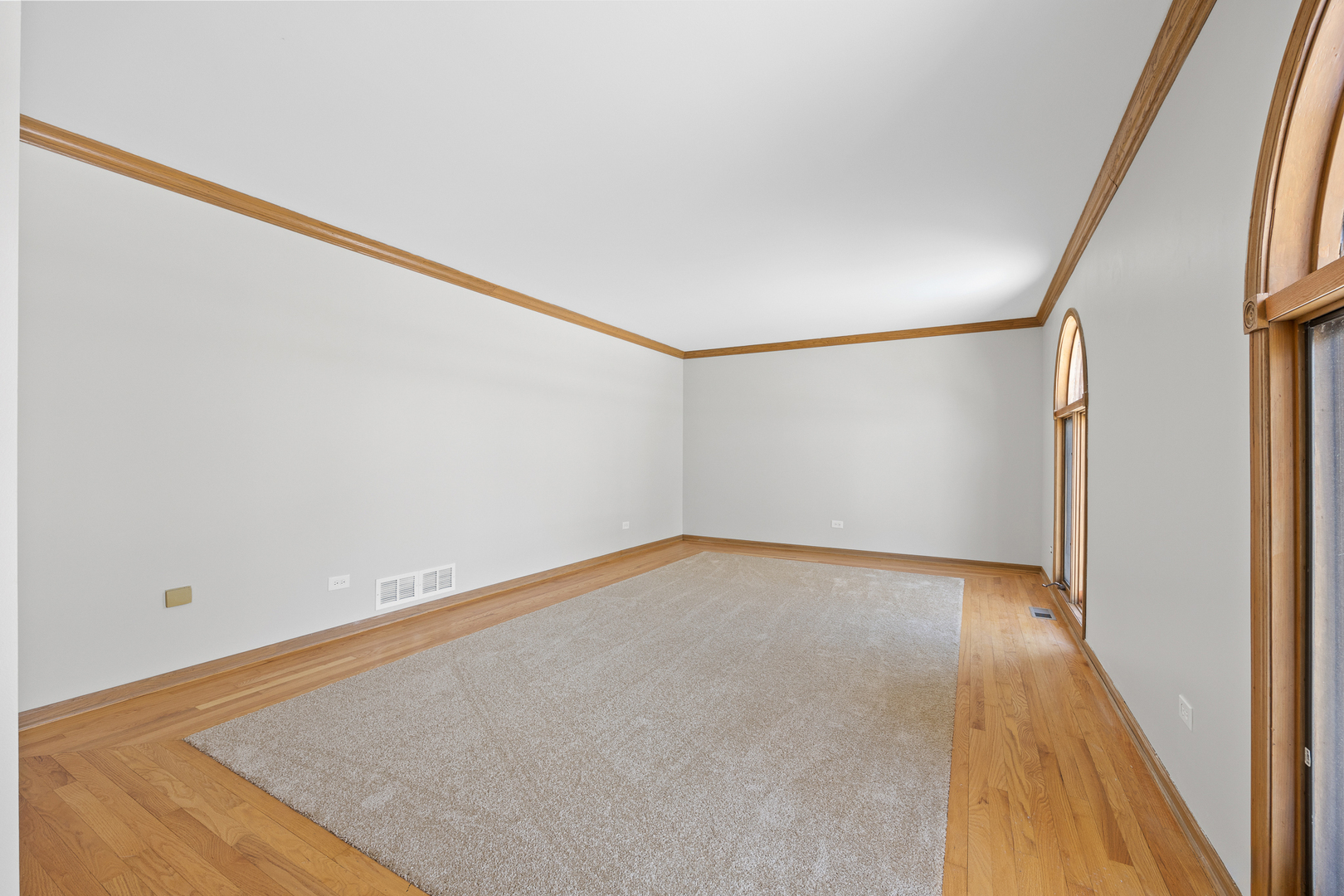 13035 Parker Road Lemont, IL 60439 - Photo 9 of 50 Gallery Image 9