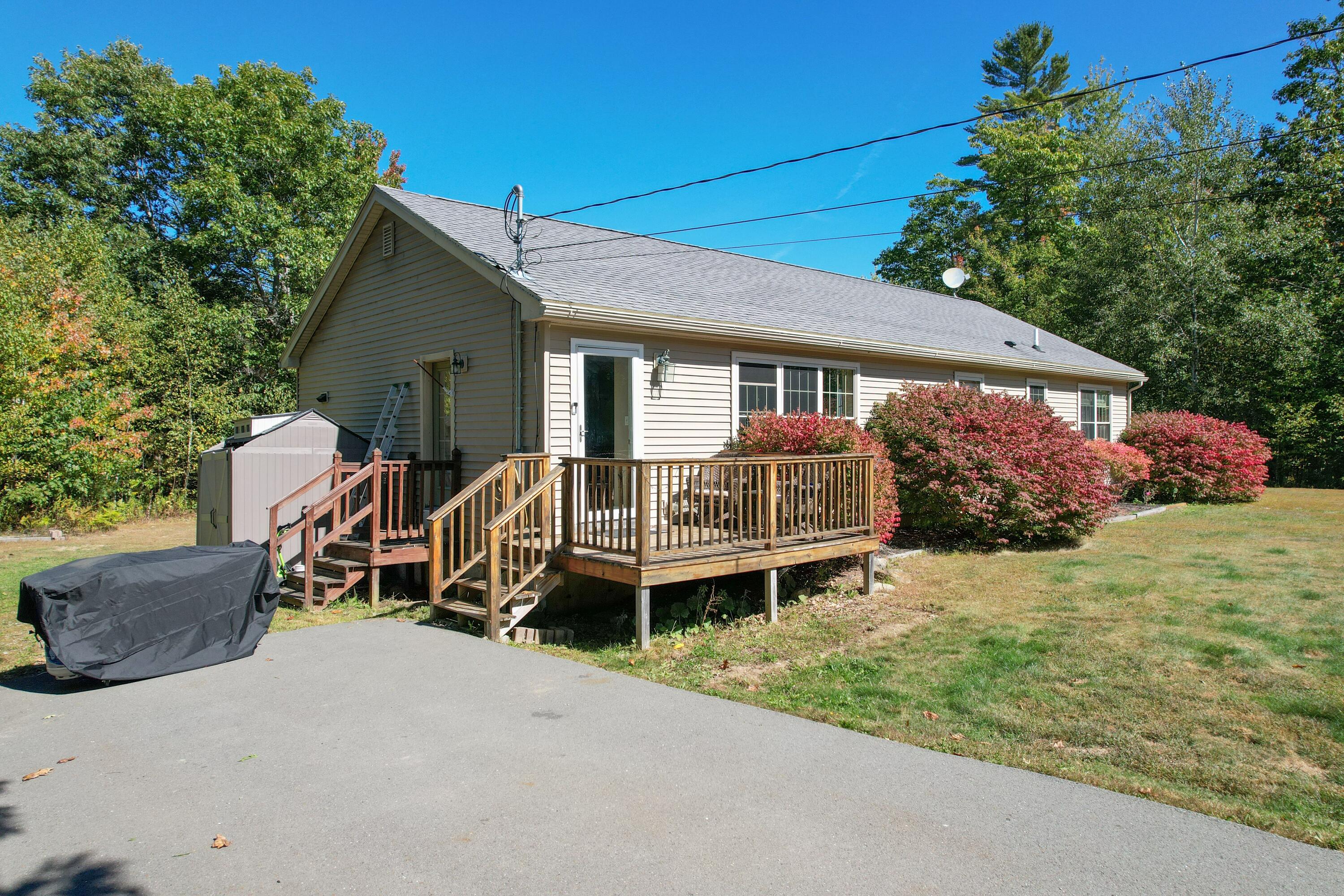 337 Town Farm Road Bucksport, ME 04416 - Photo 11 of 58 Front Porch