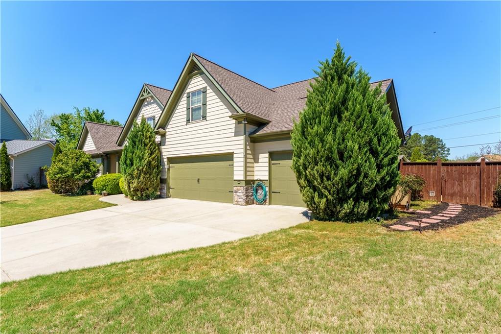 492 Conductor Court Jefferson, GA 30549 - Photo 2 of 40