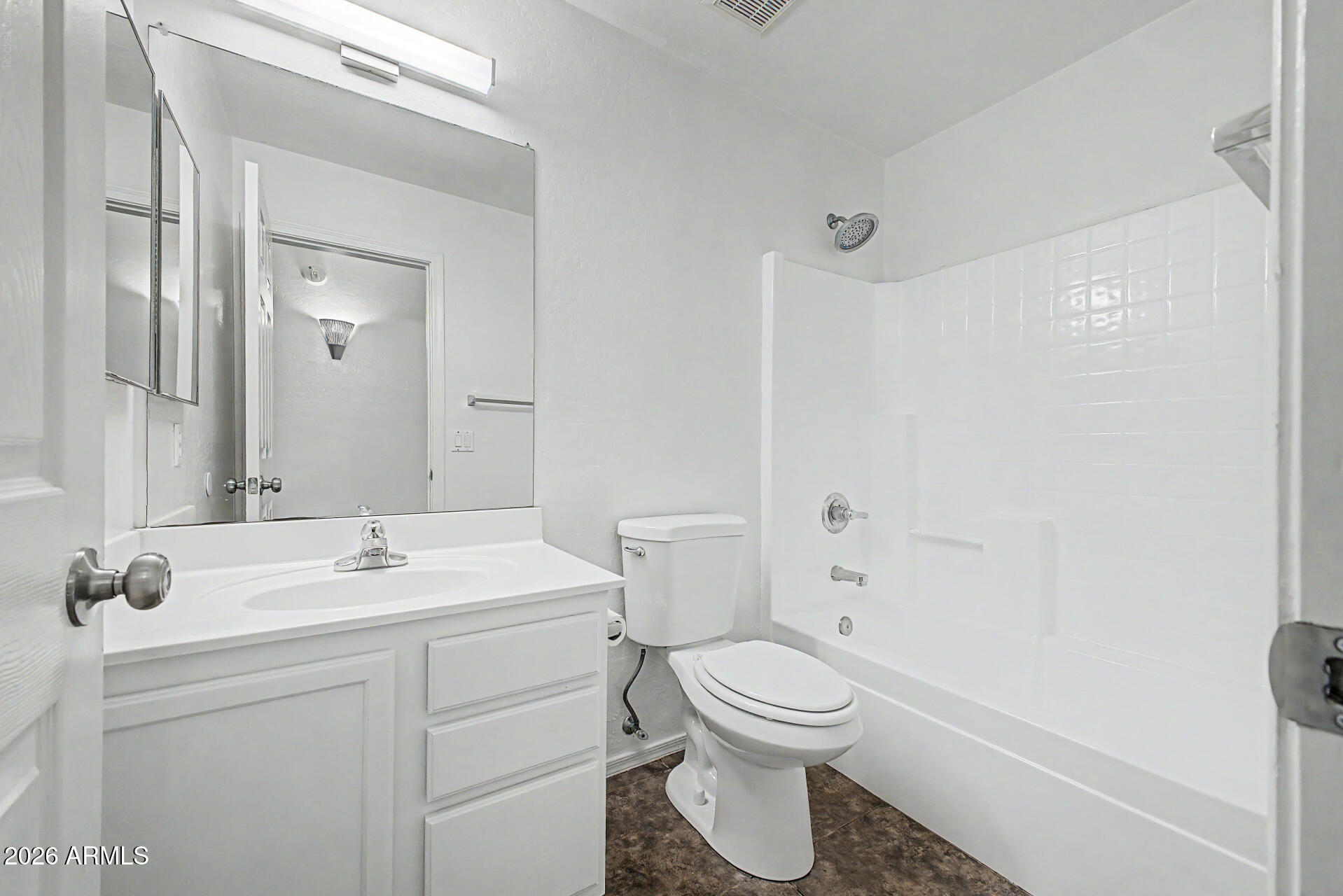 930 East Harwell Road Phoenix, AZ 85042 - Photo 31 of 38 31 - Harwell 930