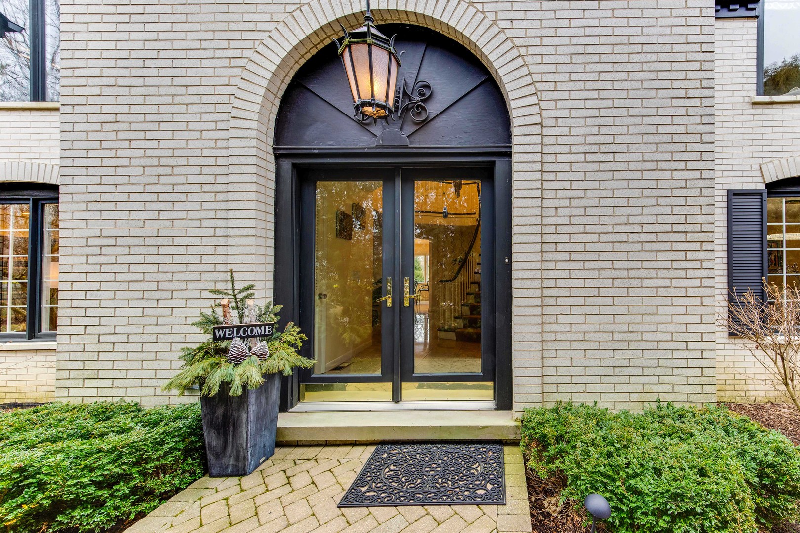 783 Valley Road Glencoe, IL 60022 - Photo 3 of 45 a view of entrance door of the house