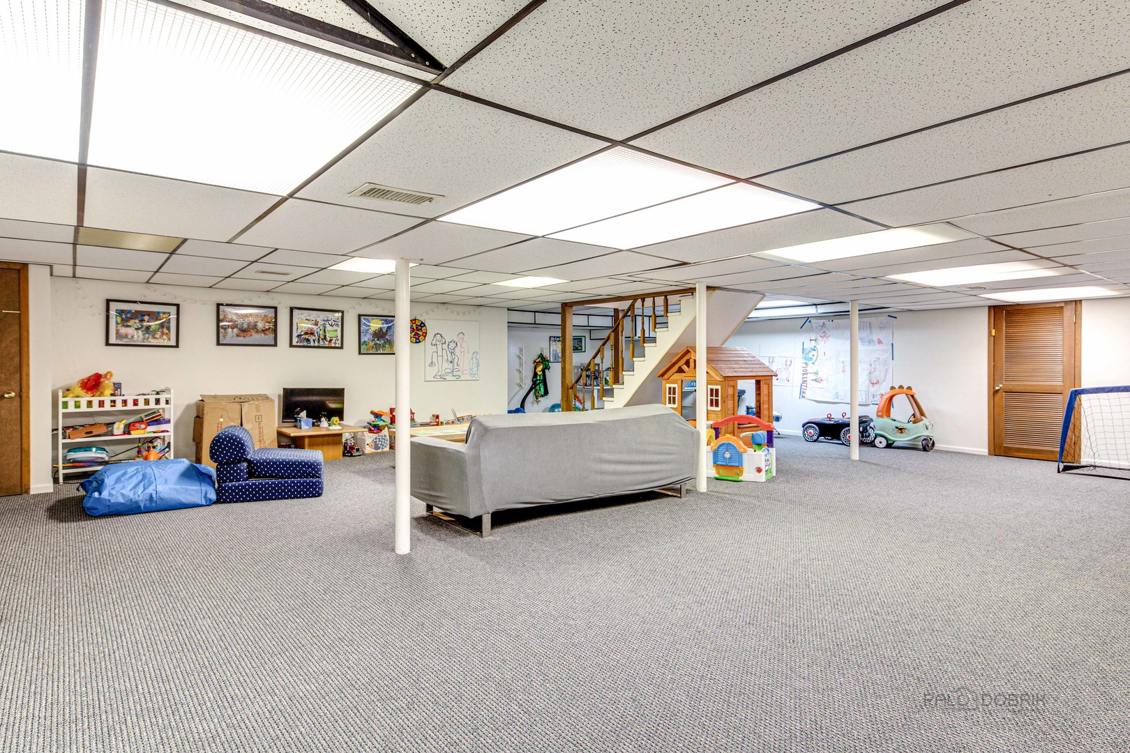 783 Valley Road Glencoe, IL 60022 - Photo 40 of 45 a view of garage