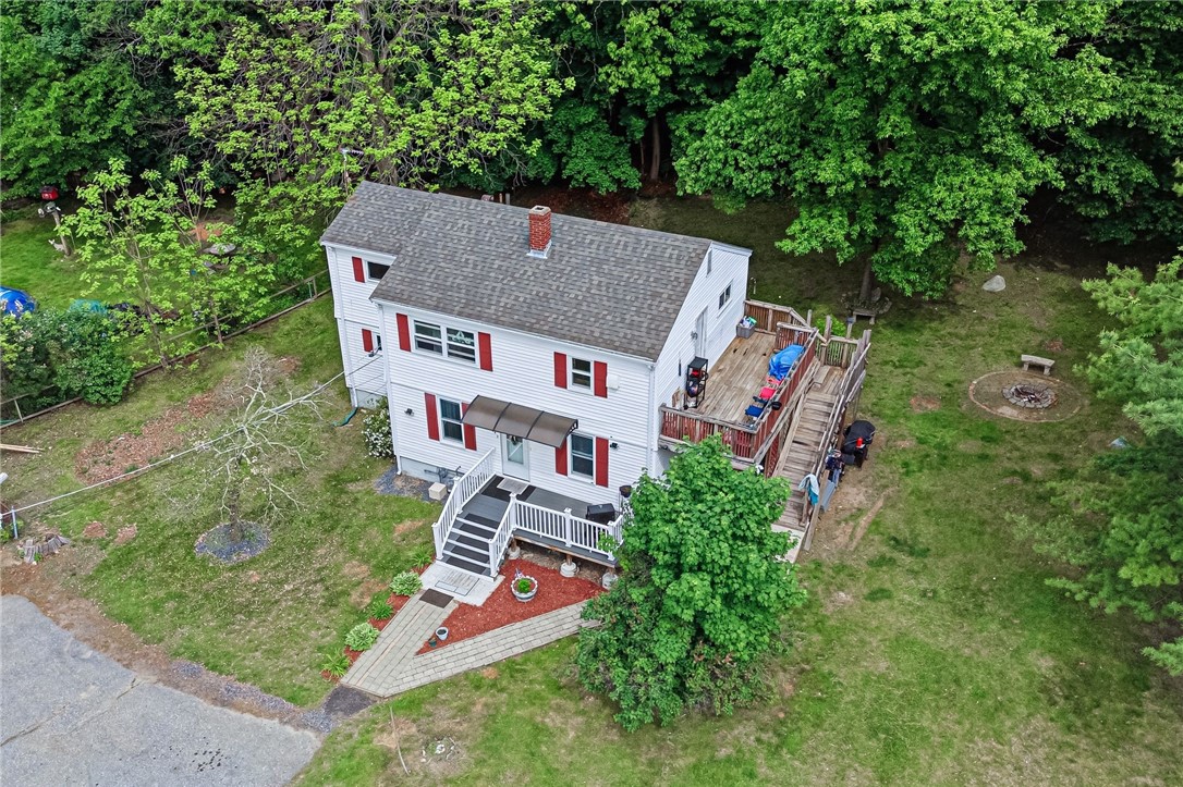 1842 Mendon Road Woonsocket, RI 02895 - Photo 2 of 34