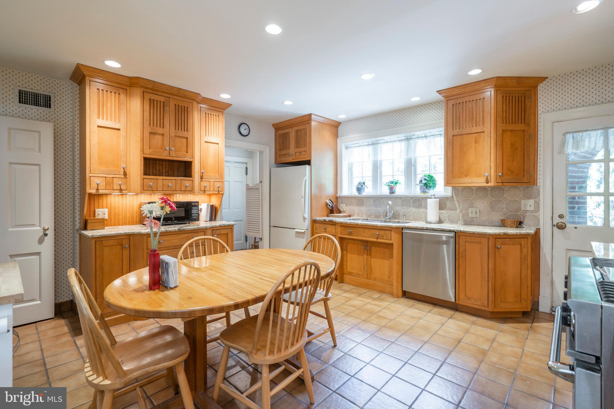 149 Golfview Road Ardmore, PA 19003 - Photo 14 of 73