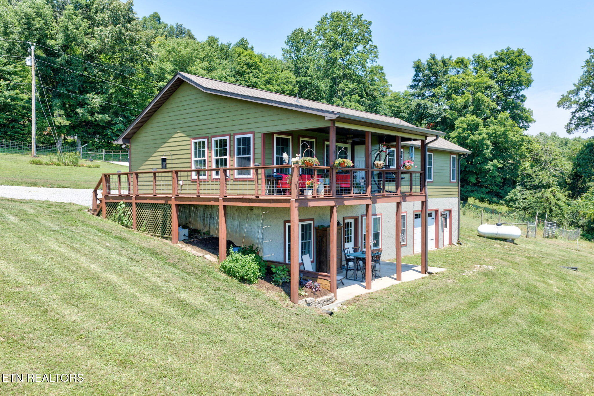 1252 Shellotte Loop Pall Mall, TN 38577 - Photo 23 of 60 27-web-or-mls-1252 Shellotte Loop_131_TN